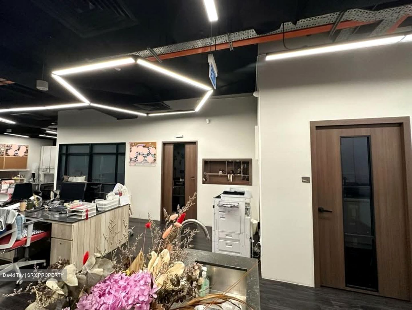 The Octagon (D1), Office #530803811